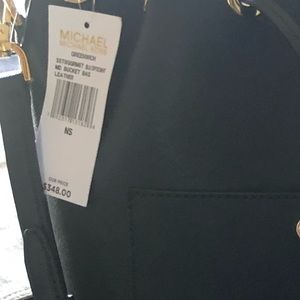 Micheal kors purses and wallet